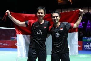 PBSI_World Champhionships 2019_2408_Podium MD Hendra_Ahsan-6